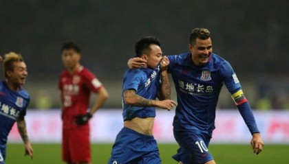 吴曦加盟申花拥有三核中场 国足队长坐哪把交椅？